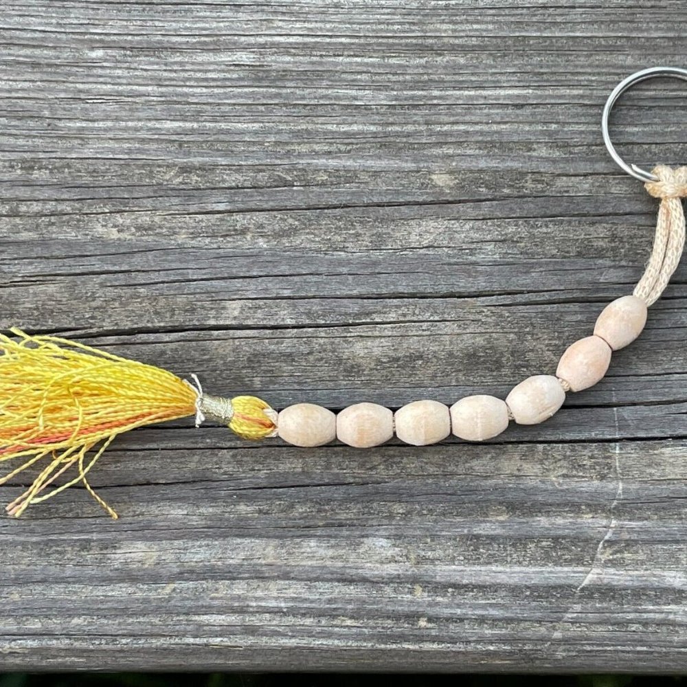 Key chain Real Wood Beads Keys Holder Keyrings Handmade Key chains - Picture 4 of 8
